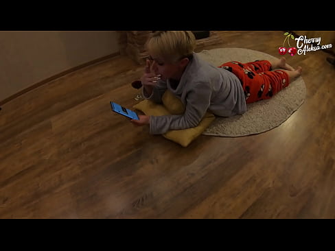 ❤️ Gekke Blondine Pijpt Enorme Pik en Stuitert Er Op - Anale Seks ❤ Porno at us ❌️ ❌️❤